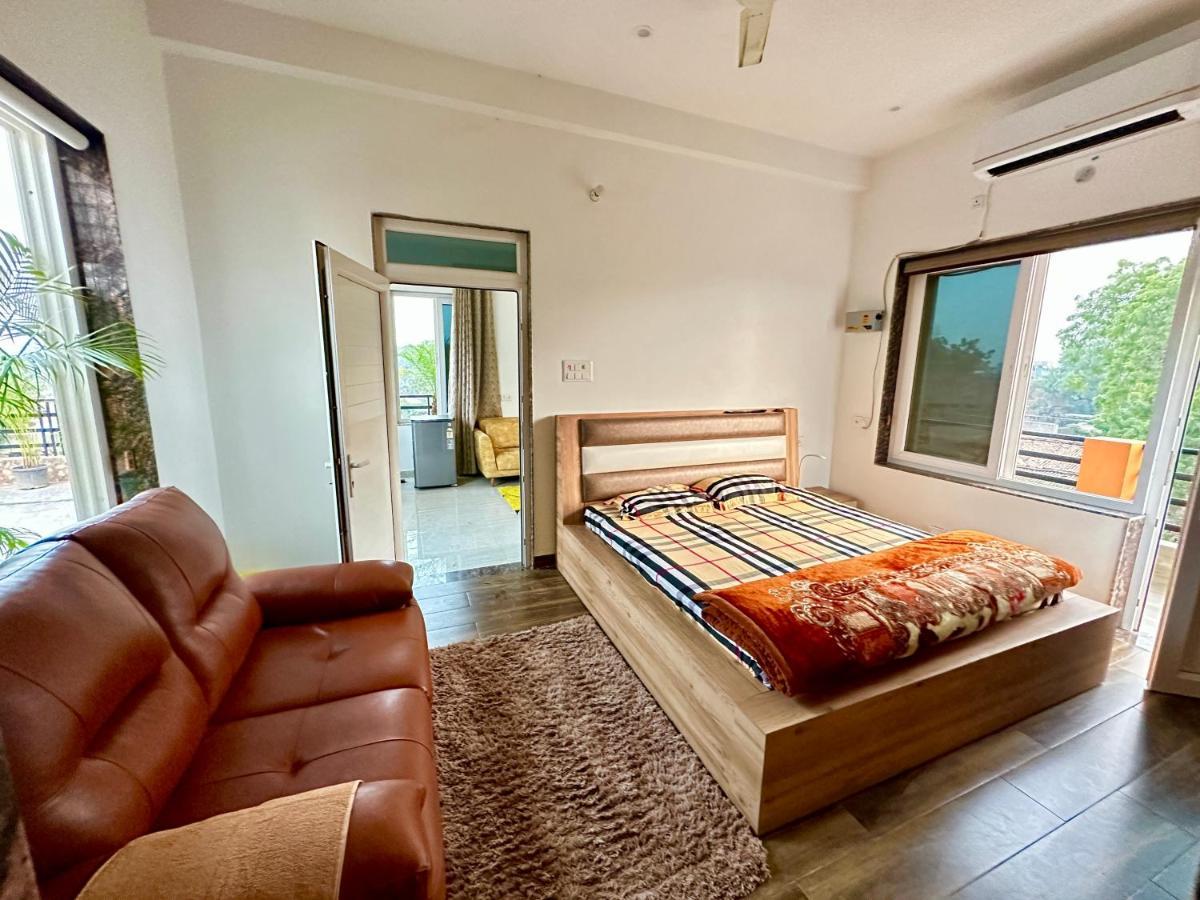 Kaashi Flora Villa Varanasi Exteriör bild