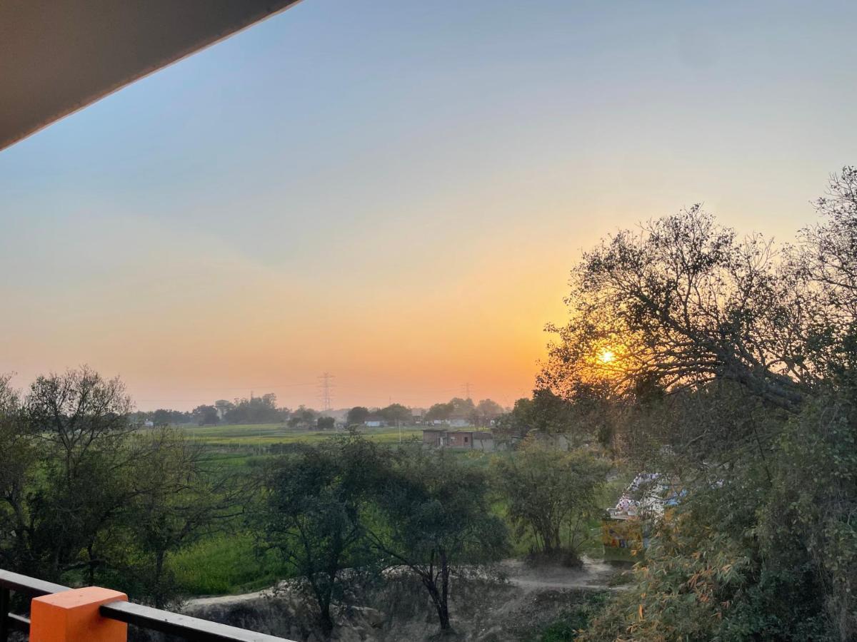 Kaashi Flora Villa Varanasi Exteriör bild