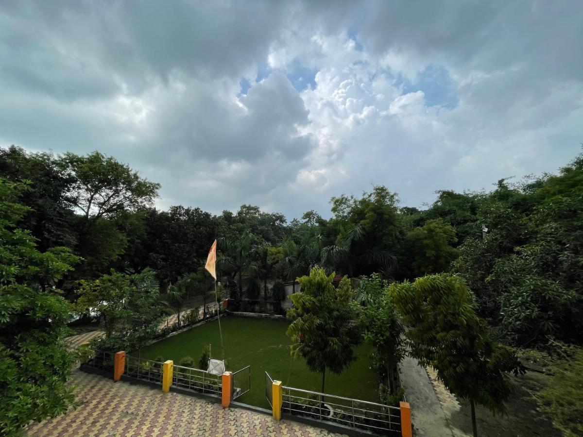 Kaashi Flora Villa Varanasi Exteriör bild